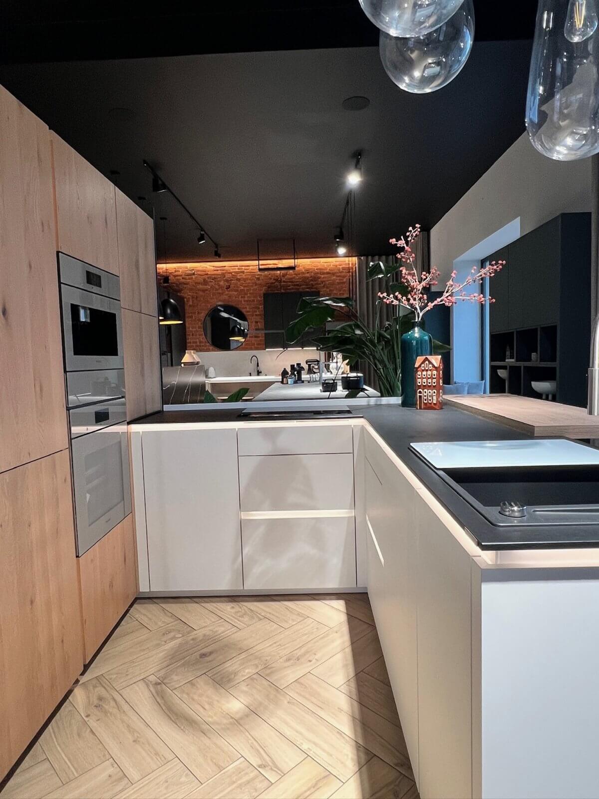 Nolte Tavola w kształcie litery U