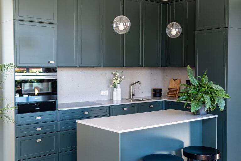 Klasyczna kuchnia w kamienicy